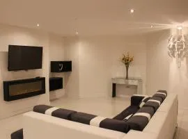 Blossom Lane Apartment