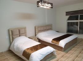 atoom studio, hotel in Jerash
