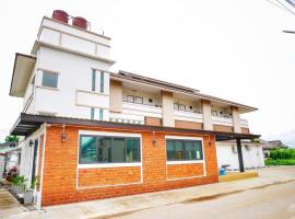 Fang Villa Hotel, hotel v destinaci Fang