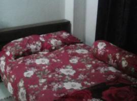 Short stay service apartment, hotel cerca de UITS, Dhaka