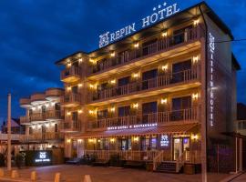 Repin hotel & restaurant, пляжный отель в Витязеве