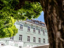 Hotel Vollmann, hotel with parking in Weilheim in Oberbayern