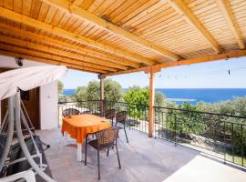 Archodissa Villa, casa o chalet en Thymonia Beach