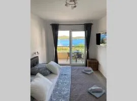 A lovely and cozy room with a breathtaking view 2