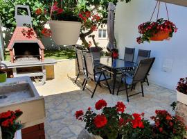 Click In Apartment Stobreč next to Split، فندق في سبليت