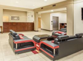 Hawthorn Suites Bloomington โรงแรมใกล้สนามบินภูมิภาคเซ็นทรัลอิลลินอยส์ - BMIในบลูมมิงตัน