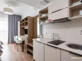 Apartament w Warszawie dedykowany parking podziemny w cenie, WiFi, AC, blisko centrum New apartment in Warsaw finished to a high specification fitted out to a high standard on the 7th floor, WiFi, underground parking price included