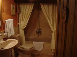 El Balcón de Mogarraz، فندق في موجاراز