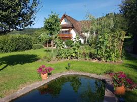 Paradies 1, hotel a Kastelhof