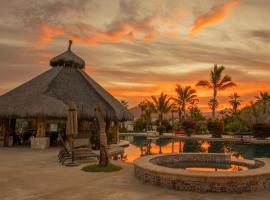 Cerritos Surf Town - Beach Front Property, Hotel in El Pescadero