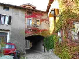 The House on the Bridge- La Casa sul Ponte