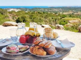 B&B Bell'alba, fjölskylduhótel í Santa Teresa Gallura