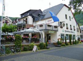 Weinhaus Berg, отель в городе Бремм