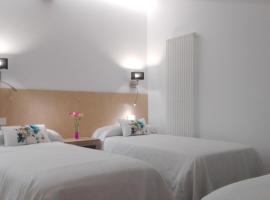 Apartamentos Turísticos Los Picos, habitación en casa particular en Liérganes