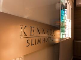 Kennedy Slim Hotel, hotel em São José