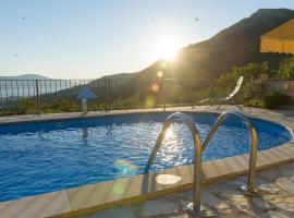 Sunset Holiday Home, hotel di Tivat