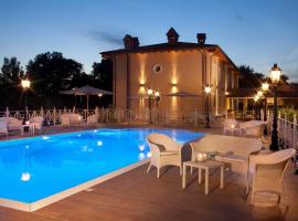 Hotel Piccolo Borgo, hotel in zona Aeroporto di Roma Ciampino - CIA, 