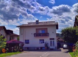 Guesthouse Stremljan: Medvode şehrinde bir otel