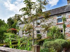 Yew Tree, holiday home in Penrith
