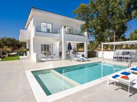 Constantinos Villa, Sublime Island Εscape, By ThinkVilla, hotel in Panormos Rethymno