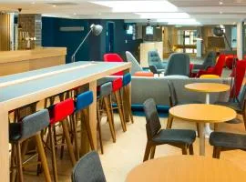 Holiday Inn Express Swindon City Centre by IHG