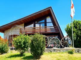 Ferienhaus Waldblick、ゾンネンビュールのホテル