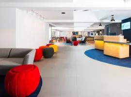 Holiday Inn Express Swindon City Centre by IHG
