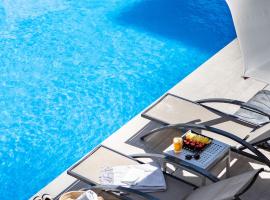 Apartamentos Vistamar II, hotel cerca de Santos Ibiza Coast Club, Playa d'en Bossa