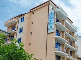 Sandor Hotel, hotel em Nessebar
