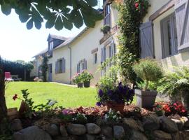 Ferme Laurens, B&B/chambre d'hôtes à Bartrés