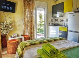 Nikiti Spathies Resort - Studio apartment by Spathies Beach, hotel with parking in Kalogria