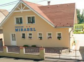 Penzion Mirabel, B&B in Bešeňová