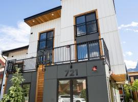 Basecamp Suites Canmore, hotel em Canmore