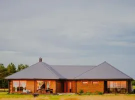 Salas Holiday Home