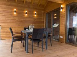 Schöne moderne Ferienwohnung-Balkon-Fahrradparkplatz-Wallbox