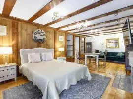 A castle spirit apartment in Château du Châtelard