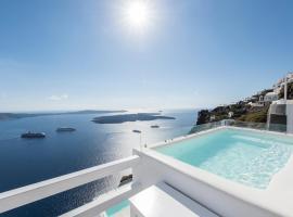 Aqua Luxury Suites Santorini, romantic hotel in Imerovigli