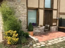 Casa Rural El Cocodrilo, tranquila a 20 min de Burgos