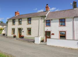 Bank House, hotel with parking in Newcastle Emlyn