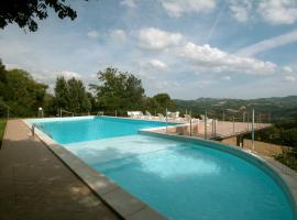 Belvilla by OYO Appartamento per 3, Hotel mit Pools in Citerna