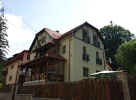 Villa Atriolum, hotel romàntic a Băile Tuşnad