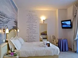 Sovrana Beach Hotel - Pet Friendly - Breakfast until 12 - Parking