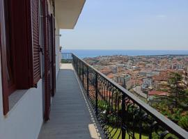 VelaLatina Residence B&B Soverato: Soverato Marina'da bir villa