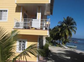 Kevin Kondos, hotel en Bocas del Toro