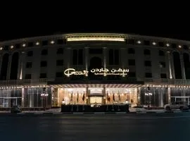 Seven Garden's Hotel