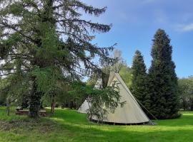 Levaltipis, tented camp en Saint-Gatien-des-Bois