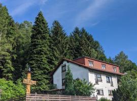 Waldnest Odenwald, гостевой дом в городе Вальд-Михельбах