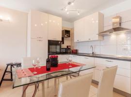 Apartment Dubravka near the sandy beach, hotel v Medulinu