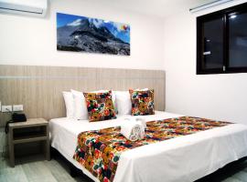 Hotel Cafeira، فندق في بيريرا