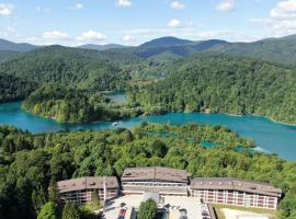 Hotel Jezero, viešbutis Plitvicų ežeruose
